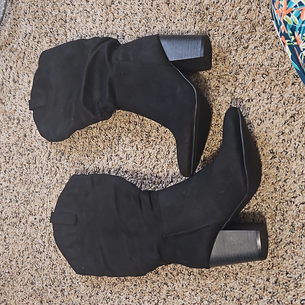 JustFab Women's black soft heeled boots